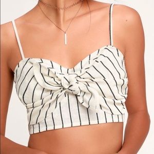 Lulu’s Ivory Striped Tie-Front Crop Top (S)